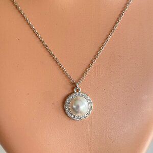 Butler FAC Pearl & Chrystal Halo Pendant Necklace NWT​​